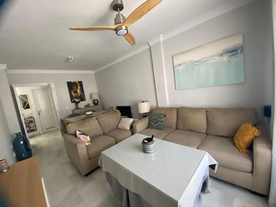 فيلا Casa Naranjos Playa Luz روتا بيت للعطل