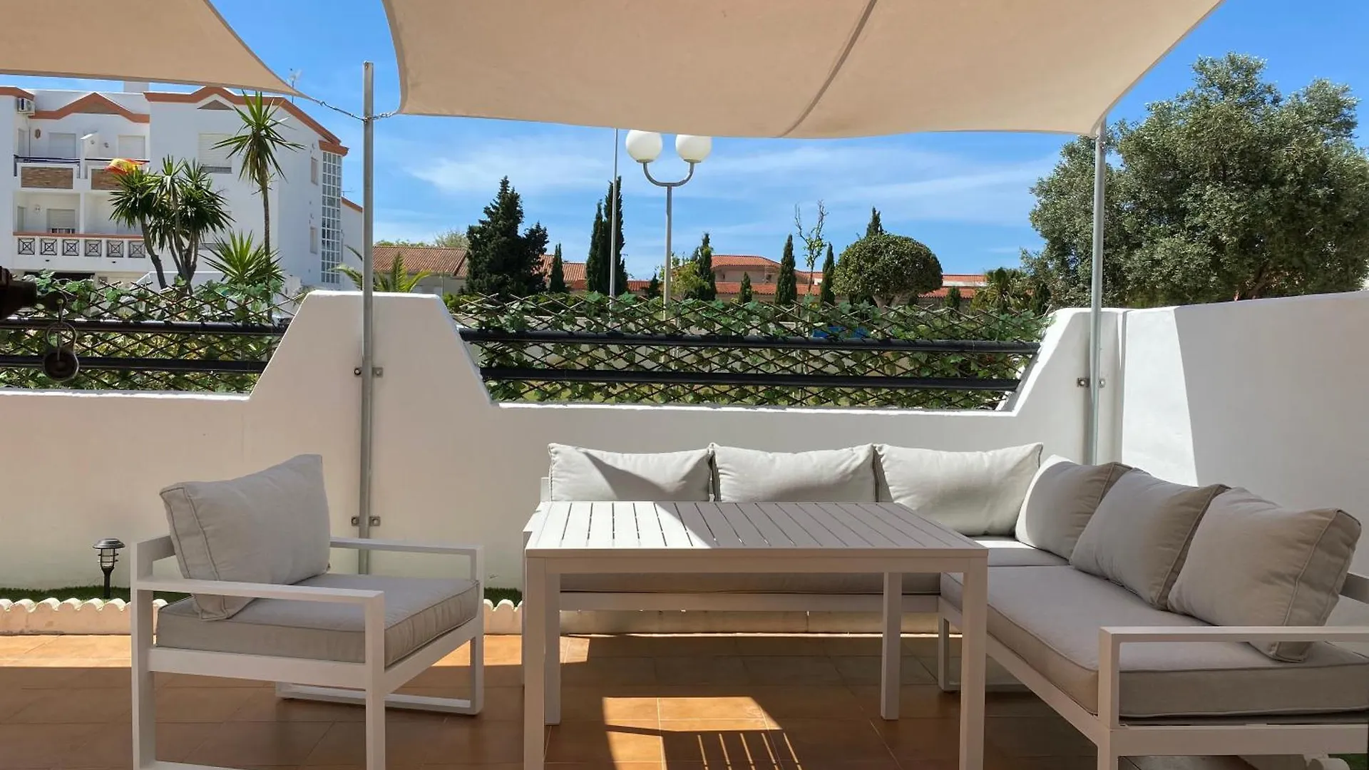 فيلا Casa Naranjos Playa Luz روتا بيت للعطل
