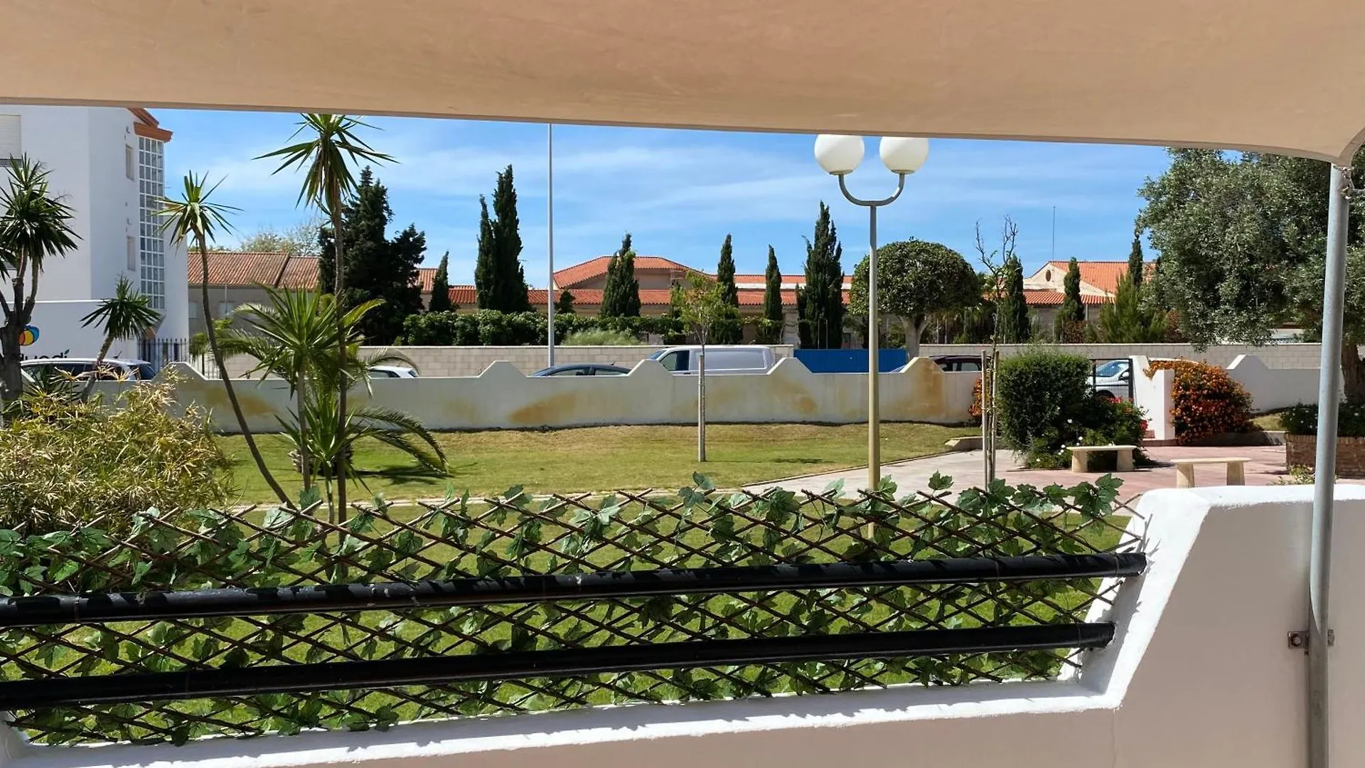 بيت للعطل فيلا Casa Naranjos Playa Luz روتا